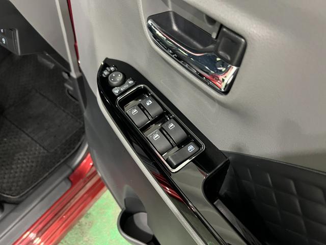 タントカスタムXセレクション 走行4748キロ/ナビ/全周囲カメラ1年保証距離無制限 走行距離4748キロ 純正フルセグナビ パノラマモニター 純正マット サイドエアバッグ LEDヘッドランプ アイドリングストップ シートヒーター 両側電動スライドドア キーフリー(埼玉県)の中古車