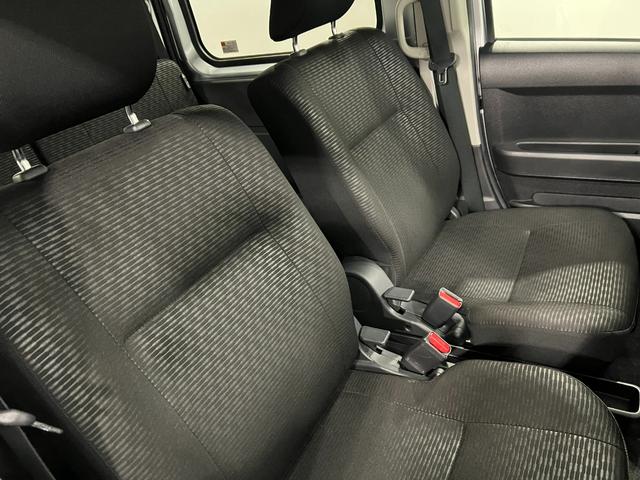 ハイゼットカーゴクルーズ 4WD/走行30251キロ/オートライト/マット1年保証距離無制限 走行距離30251キロ フロアマット 助手席エアバッグ クリアランスソナー オートライト アイドリングストップ 電動格納式ドアミラー(埼玉県)の中古車