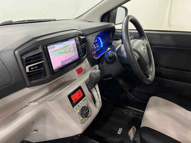 ミライースG SAIII 車検整備付/走行28095キロ/ナビBカメラ1年保証距離無制限 走行距離28095キロ フルセグナビ バックカメラ ブルートゥース 純正マット 助手席エアバッグ LEDヘッドランプ アイドリングストップ シートヒーター プッシュボタンスタート(埼玉県)の中古車