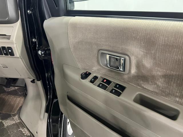 アトレーワゴンカスタムターボRSリミテッド 車検整備付/走行45222キロ1年保証距離無制限 走行距離45222キロ フルセグナビ ブルートゥース ドラレコ 純正カーペットマット 助手席エアバッグ HIDヘッドランプ 片側電動スライドドア(埼玉県)の中古車