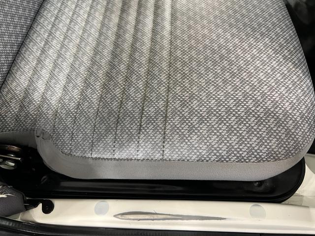 ハイゼットトラックエアコン・パワステスペシャルVS 走行39050キロ1年保証・走行距離無制限 車検整備付 MT 4WD AMFMラジオ 純正ゴムマット 板キー 荷台灯 エアコン パワステ(埼玉県)の中古車
