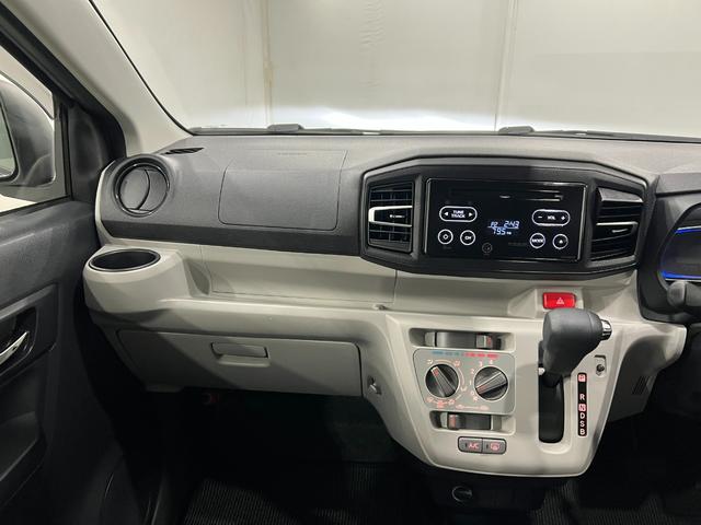 ミライースX SAIII 走行21111キロ/CDチューナー/マット1年保証距離無制限 走行距離21111キロ CDチューナー 純正カーペットマット 助手席エアバッグ クリアランスソナー LEDヘッドランプ アイドリングストップ 電動格納式ドアミラー キーフリー(埼玉県)の中古車