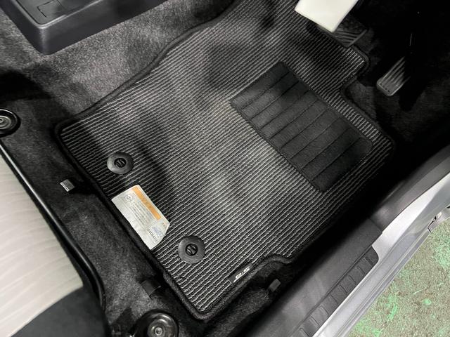 ミライースX SAIII 走行21111キロ/CDチューナー/マット1年保証距離無制限 走行距離21111キロ CDチューナー 純正カーペットマット 助手席エアバッグ クリアランスソナー LEDヘッドランプ アイドリングストップ 電動格納式ドアミラー キーフリー(埼玉県)の中古車