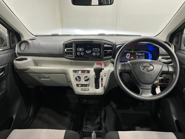 ミライースX SAIII 走行21111キロ/CDチューナー/マット1年保証距離無制限 走行距離21111キロ CDチューナー 純正カーペットマット 助手席エアバッグ クリアランスソナー LEDヘッドランプ アイドリングストップ 電動格納式ドアミラー キーフリー(埼玉県)の中古車