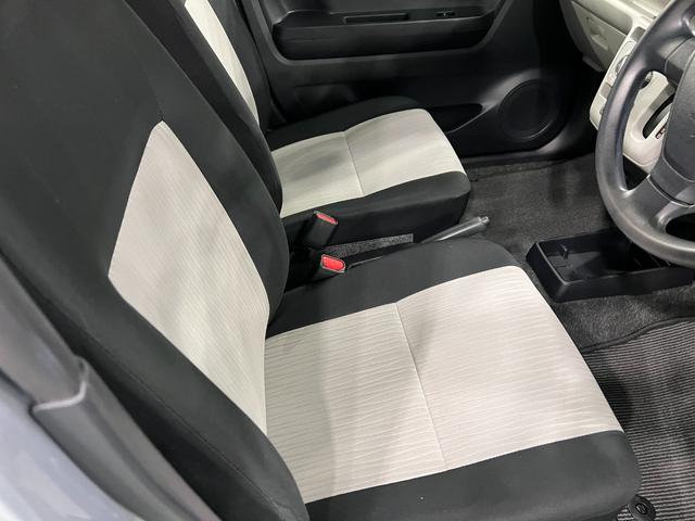 ミライースX SAIII 走行21111キロ/CDチューナー/マット1年保証距離無制限 走行距離21111キロ CDチューナー 純正カーペットマット 助手席エアバッグ クリアランスソナー LEDヘッドランプ アイドリングストップ 電動格納式ドアミラー キーフリー(埼玉県)の中古車