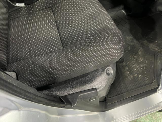 ハイゼットカーゴデラックスＳＡIII　車検整備付／５８１９８キロ／ナビ１年保証距離無制限　走行距離５８１９８キロ　フルセグナビ　バックカメラ　ブルートゥース　ドラレコ　純正マット　アイドリングストップ（埼玉県）の中古車