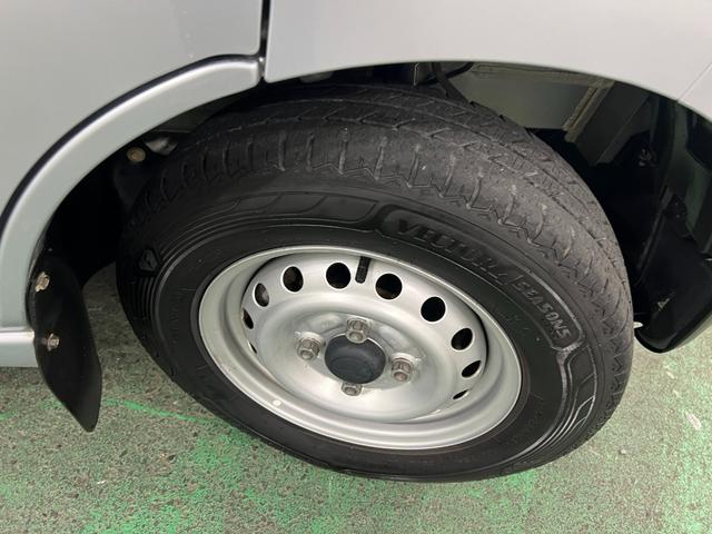 ハイゼットカーゴデラックスＳＡIII　車検整備付／５８１９８キロ／ナビ１年保証距離無制限　走行距離５８１９８キロ　フルセグナビ　バックカメラ　ブルートゥース　ドラレコ　純正マット　アイドリングストップ（埼玉県）の中古車