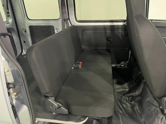 ハイゼットカーゴデラックスＳＡIII　車検整備付／５８１９８キロ／ナビ１年保証距離無制限　走行距離５８１９８キロ　フルセグナビ　バックカメラ　ブルートゥース　ドラレコ　純正マット　アイドリングストップ（埼玉県）の中古車