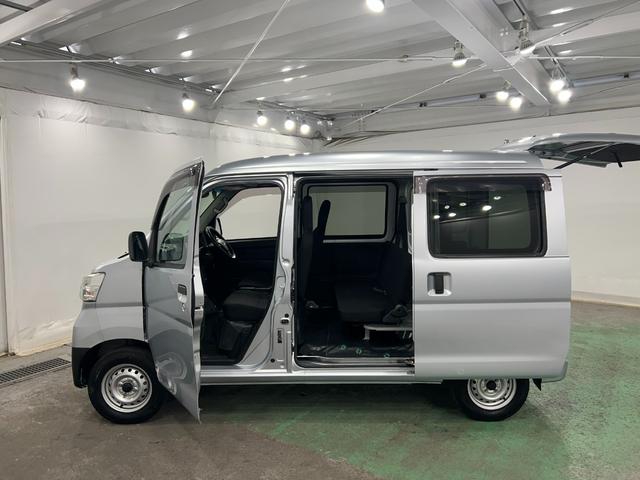 ハイゼットカーゴデラックスＳＡIII　車検整備付／５８１９８キロ／ナビ１年保証距離無制限　走行距離５８１９８キロ　フルセグナビ　バックカメラ　ブルートゥース　ドラレコ　純正マット　アイドリングストップ（埼玉県）の中古車