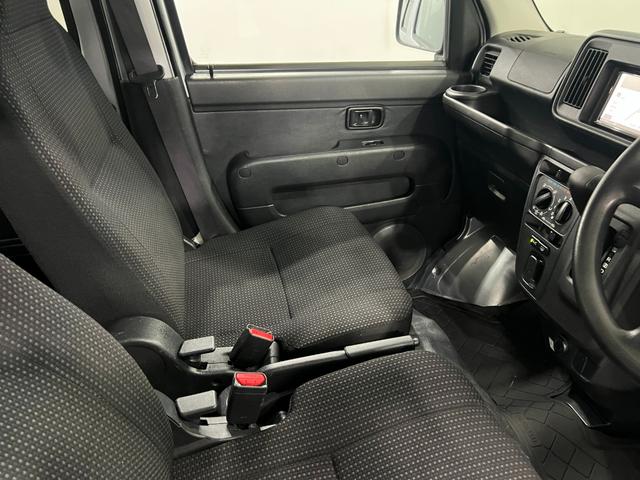 ハイゼットカーゴデラックスＳＡIII　車検整備付／５８１９８キロ／ナビ１年保証距離無制限　走行距離５８１９８キロ　フルセグナビ　バックカメラ　ブルートゥース　ドラレコ　純正マット　アイドリングストップ（埼玉県）の中古車