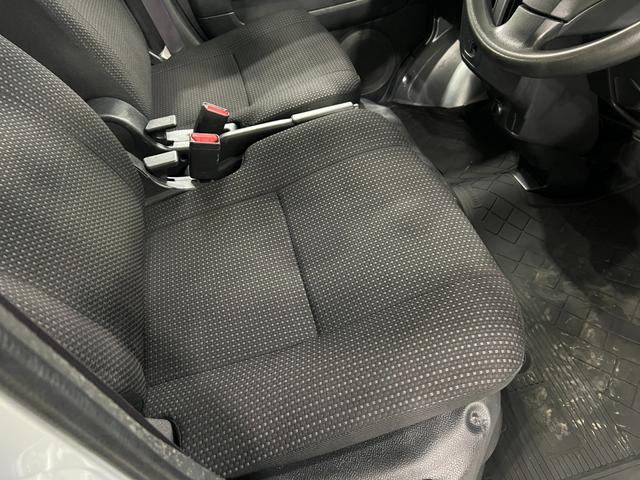 ハイゼットカーゴデラックスＳＡIII　車検整備付／５８１９８キロ／ナビ１年保証距離無制限　走行距離５８１９８キロ　フルセグナビ　バックカメラ　ブルートゥース　ドラレコ　純正マット　アイドリングストップ（埼玉県）の中古車