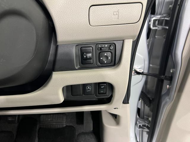 デイズX 4WD/走行70066キロ/CDチューナー/純正マット1年保証距離無制限 走行距離70066キロ 4WD CDチューナー 純正カーペットマット 助手席エアバッグ アイドリングストップ 電動格納式ドアミラー(埼玉県)の中古車