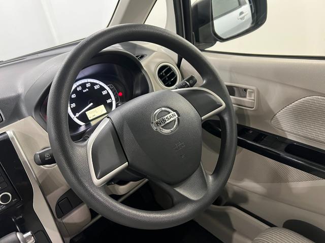 デイズX 4WD/走行70066キロ/CDチューナー/純正マット1年保証距離無制限 走行距離70066キロ 4WD CDチューナー 純正カーペットマット 助手席エアバッグ アイドリングストップ 電動格納式ドアミラー(埼玉県)の中古車