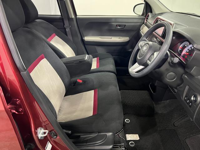 パッソモーダ　Ｓ　走行２２０１８キロ／車検整備付／ナビ一年保証・走行距離無制限　助手席エアバック　純正カーペットマット　ワンセグナビ　ブルートゥース　バックカメラ　ＬＥＤヘッドライト　ベンチシート（埼玉県）の中古車