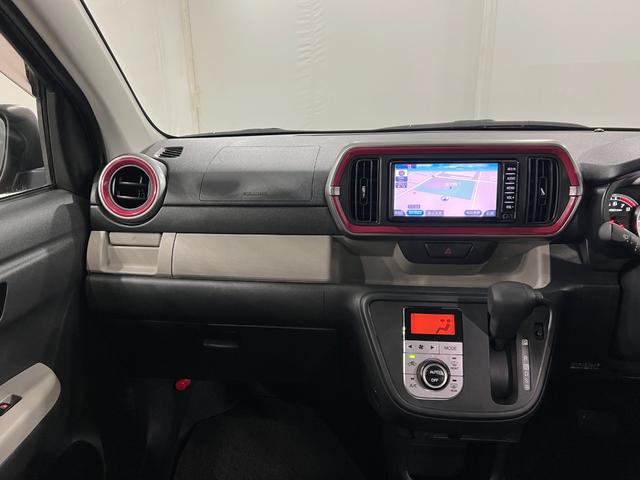 パッソモーダ　Ｓ　走行２２０１８キロ／車検整備付／ナビ一年保証・走行距離無制限　助手席エアバック　純正カーペットマット　ワンセグナビ　ブルートゥース　バックカメラ　ＬＥＤヘッドライト　ベンチシート（埼玉県）の中古車