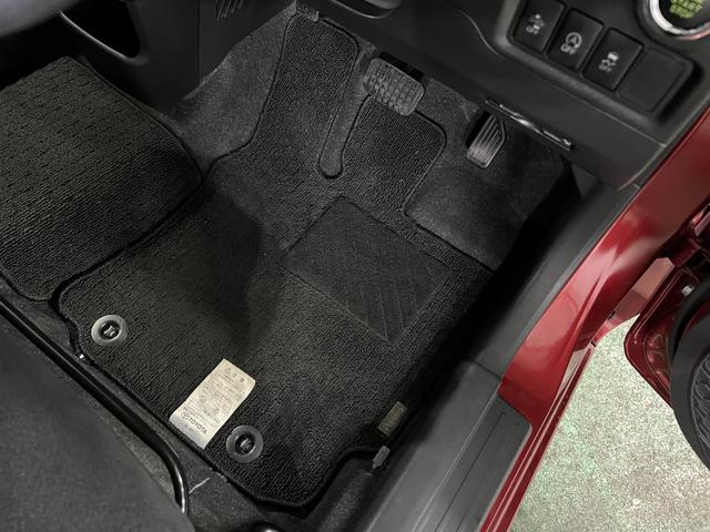 パッソモーダ　Ｓ　走行２２０１８キロ／車検整備付／ナビ一年保証・走行距離無制限　助手席エアバック　純正カーペットマット　ワンセグナビ　ブルートゥース　バックカメラ　ＬＥＤヘッドライト　ベンチシート（埼玉県）の中古車