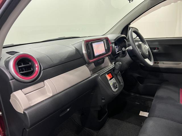 パッソモーダ　Ｓ　走行２２０１８キロ／車検整備付／ナビ一年保証・走行距離無制限　助手席エアバック　純正カーペットマット　ワンセグナビ　ブルートゥース　バックカメラ　ＬＥＤヘッドライト　ベンチシート（埼玉県）の中古車