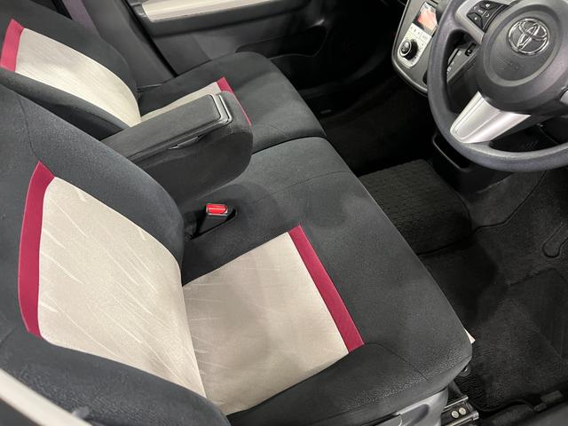 パッソモーダ　Ｓ　走行２２０１８キロ／車検整備付／ナビ一年保証・走行距離無制限　助手席エアバック　純正カーペットマット　ワンセグナビ　ブルートゥース　バックカメラ　ＬＥＤヘッドライト　ベンチシート（埼玉県）の中古車
