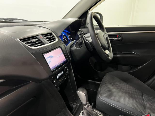 スイフトＲＳ−ＤＪＥ　走行６４１９５キロ／ナビ／ドラレコ／ＥＴＣ１年保証・走行距離無制限　フルセグナビ　Ｂｌｕｅｔｏｏｔｈ　ドラレコ　ＥＴＣ　オートライト　ＨＩＤヘッドライト　アイドリングストップ（埼玉県）の中古車