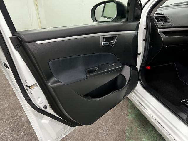 スイフトＲＳ−ＤＪＥ　走行６４１９５キロ／ナビ／ドラレコ／ＥＴＣ１年保証・走行距離無制限　フルセグナビ　Ｂｌｕｅｔｏｏｔｈ　ドラレコ　ＥＴＣ　オートライト　ＨＩＤヘッドライト　アイドリングストップ（埼玉県）の中古車