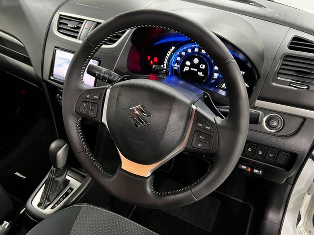スイフトＲＳ−ＤＪＥ　走行６４１９５キロ／ナビ／ドラレコ／ＥＴＣ１年保証・走行距離無制限　フルセグナビ　Ｂｌｕｅｔｏｏｔｈ　ドラレコ　ＥＴＣ　オートライト　ＨＩＤヘッドライト　アイドリングストップ（埼玉県）の中古車