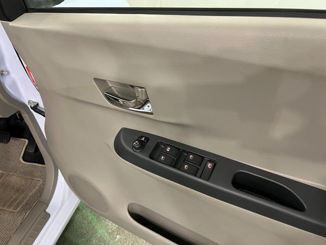 ミライースX 雹害 走行61169キロ CDチューナー 純正マット1年保証距離無制限 助手席エアバッグ アイドリングストップ マニュアルエアコン キーレスエントリー ドリンクホルダー(埼玉県)の中古車
