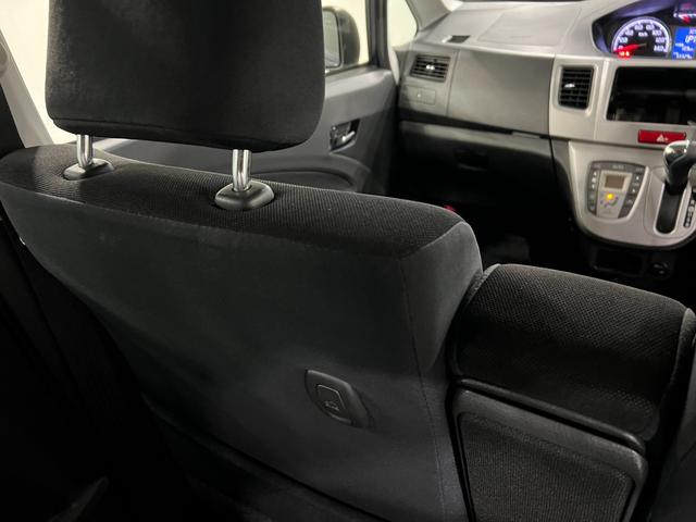 ムーヴカスタム　Ｘ　走行３３３２９キロ／ＨＩＤヘッドライト一年保証・走行距離無制限　助手席エアバック　ＥＴＣ　純正カーペットマット　ＨＩＤヘッドライト　アイドリングストップ　ベンチシート（埼玉県）の中古車