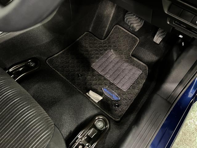 ノートX 走行5662キロ/ナビ/全周囲カメラ1年保証・走行距離無制限 Bluetooth サイドエアバック オートライト LEDヘッドライト 助手席エアバック 純正カーペットマット(埼玉県)の中古車