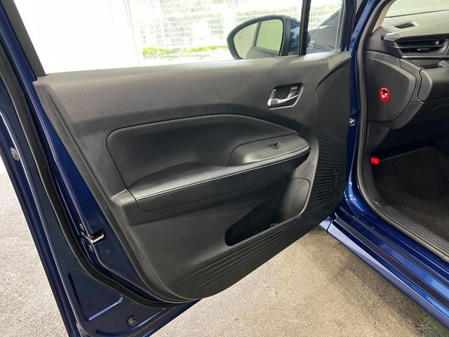 ノートX 走行5662キロ/ナビ/全周囲カメラ1年保証・走行距離無制限 Bluetooth サイドエアバック オートライト LEDヘッドライト 助手席エアバック 純正カーペットマット(埼玉県)の中古車