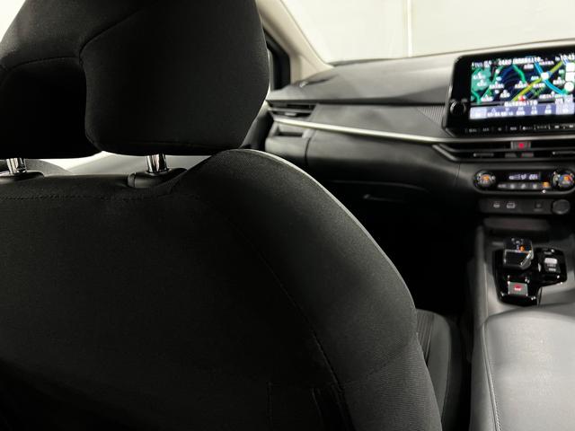 ノートX 走行5662キロ/ナビ/全周囲カメラ1年保証・走行距離無制限 Bluetooth サイドエアバック オートライト LEDヘッドライト 助手席エアバック 純正カーペットマット(埼玉県)の中古車