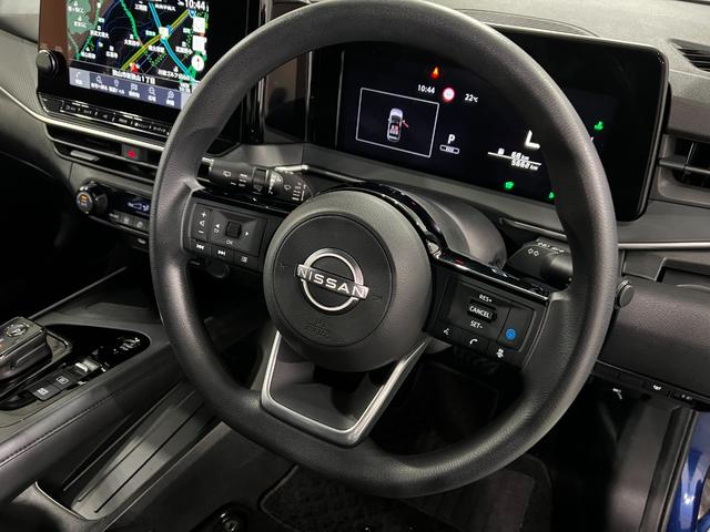 ノートX 走行5662キロ/ナビ/全周囲カメラ1年保証・走行距離無制限 Bluetooth サイドエアバック オートライト LEDヘッドライト 助手席エアバック 純正カーペットマット(埼玉県)の中古車