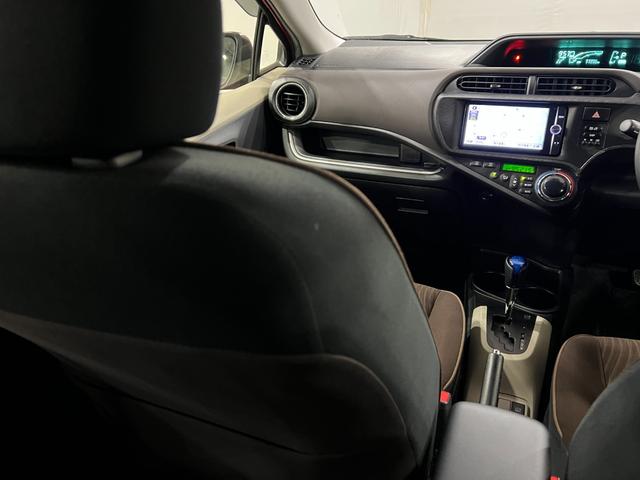アクアG 走行77996キロ/車検整備付/フルセグナビ1年保証・走行距離無制限 助手席エアバック ETC 純正カーペットマット ブルートゥース オートライト LEDヘッドライト(埼玉県)の中古車