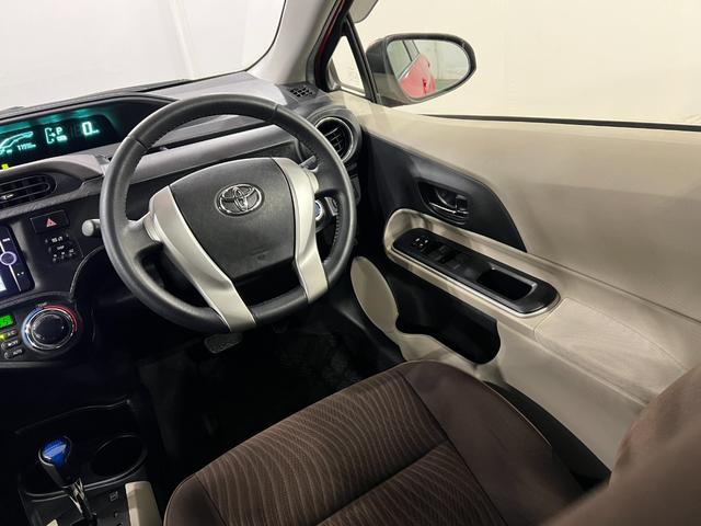 アクアG 走行77996キロ/車検整備付/フルセグナビ1年保証・走行距離無制限 助手席エアバック ETC 純正カーペットマット ブルートゥース オートライト LEDヘッドライト(埼玉県)の中古車