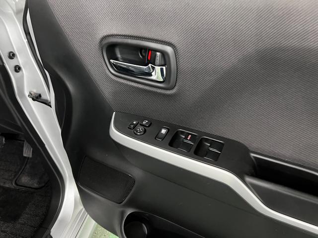 デリカD:2ハイブリッドSZ ナビパッケージ 走行46849キロ一年保証・走行距離無制限 Bluetooth 全周囲カメラ オートライト HIDヘッドライト 両側電動スライドドア 助手席エアバック(埼玉県)の中古車
