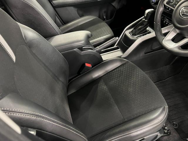 ロッキープレミアム　走行８４９１９キロ／９型フルセグナビ／ドラレコ１年保証距離無制限　走行距離８４９１９キロ　純正フルセグナビ　バックカメラ　ドラレコ　純正マット　サイドエアバッグ　ＬＥＤヘッドランプ　アイドリングストップ　シートヒーター　オート格納式ドアミラー（埼玉県）の中古車