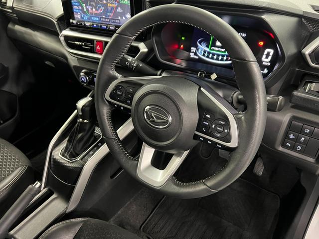 ロッキープレミアム　走行８４９１９キロ／９型フルセグナビ／ドラレコ１年保証距離無制限　走行距離８４９１９キロ　純正フルセグナビ　バックカメラ　ドラレコ　純正マット　サイドエアバッグ　ＬＥＤヘッドランプ　アイドリングストップ　シートヒーター　オート格納式ドアミラー（埼玉県）の中古車