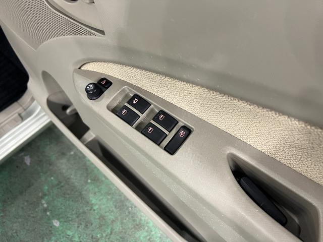 ムーヴXリミテッド 走行58397キロ/雹害/車検整備付1年保証・走行距離無制限 助手席エアバック 純正カーペットマット ワンセグナビ バックカメラ アイドリングストップ ベンチシート(埼玉県)の中古車