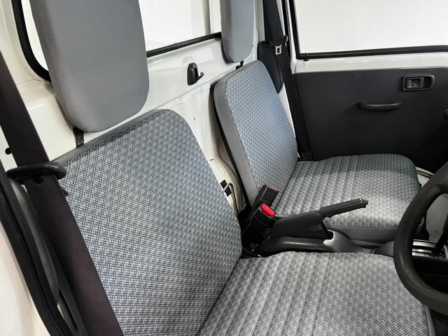 ハイゼットトラックエアコン・パワステ　スペシャル　走行８８０３８キロ／４ＷＤ一年保証・走行距離無制限　純正マット　４ＷＤ　オートマ　板キー　ＡＭＦＭラジオ　エアコン　パワステ　取扱説明書　整備記録簿（埼玉県）の中古車
