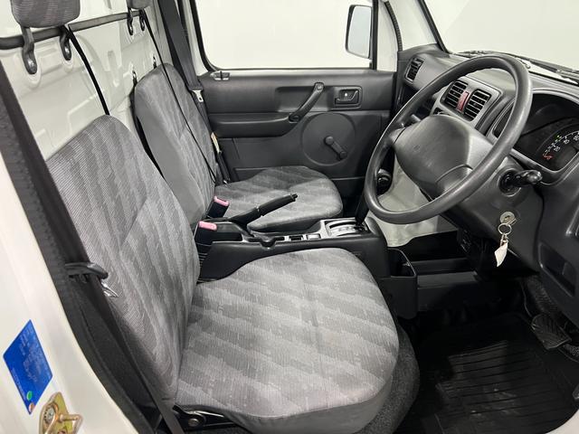 キャリイトラックKCエアコン・パワステ 走行17838キロ/4WD1年保証・走行距離無制限 4WD 助手席エアバック 純正マット エアコン パワステ ラジオ(埼玉県)の中古車