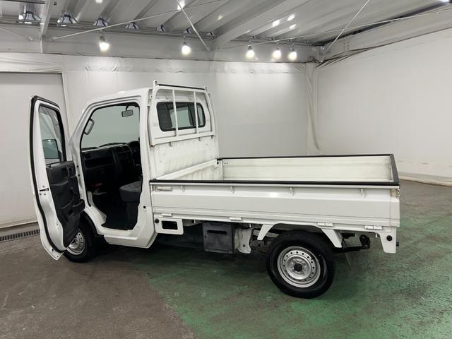 キャリイトラックKCエアコン・パワステ 走行17838キロ/4WD1年保証・走行距離無制限 4WD 助手席エアバック 純正マット エアコン パワステ ラジオ(埼玉県)の中古車