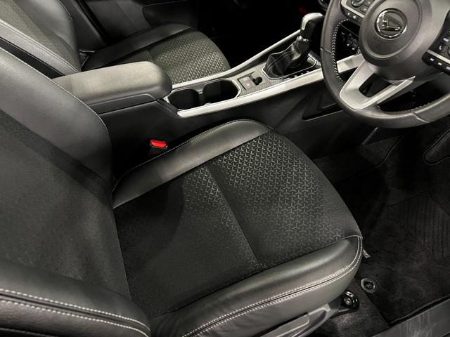 ロッキープレミアムG 走行17327キロ/フルセグナビ/バックカメラ1年保証・走行距離無制限 Bluetooth ドラレコ サイドエアバック クリアランスソナー オートライト LEDヘッドライト シートヒーター 両側電動スライドドア(埼玉県)の中古車