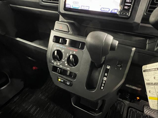 ピクシスメガD 走行54210キロ/車検整備付/喫煙車/ワンセグナビ一年保証・走行距離無制限 助手席エアバック 純正カーペットマット ETC ワンセグナビ Bluetooth アイドリングストップ(埼玉県)の中古車