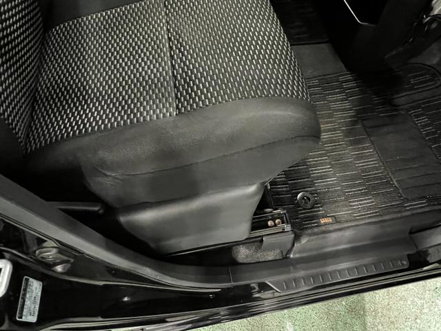 ピクシスメガD 走行54210キロ/車検整備付/喫煙車/ワンセグナビ一年保証・走行距離無制限 助手席エアバック 純正カーペットマット ETC ワンセグナビ Bluetooth アイドリングストップ(埼玉県)の中古車