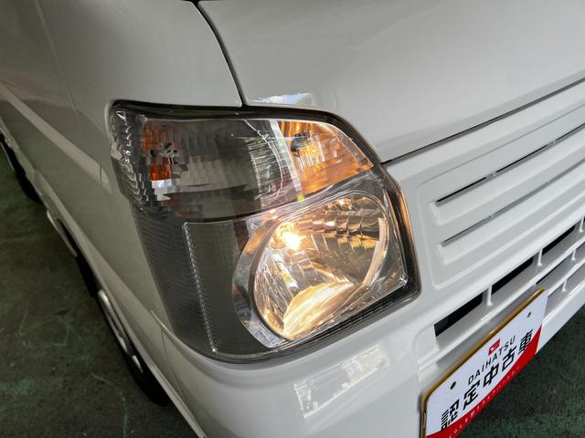 スクラムトラックKCエアコン・パワステ 走行41304キロ/5速MT/2WD一年保証・走行距離無制限 走行41304キロ 助手席エアバック 純正マット AMFMラジオ 5速MT 2WD 板キー エアコンパワステ(埼玉県)の中古車
