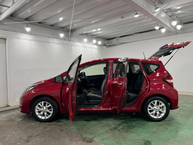 ノートe−パワー メダリスト 車検整備付/走行36285キロ/ナビ1年保証距離無制限 走行距離36285キロ フルセグナビ バックカメラ ブルートゥース ドラレコ 純正マット 助手席エアバッグ LEDヘッドランプ 電動格納式ドアミラー(埼玉県)の中古車