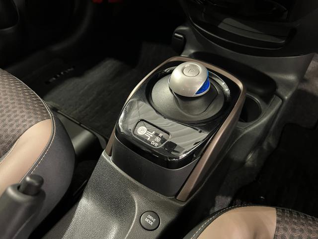 ノートe−パワー メダリスト 車検整備付/走行36285キロ/ナビ1年保証距離無制限 走行距離36285キロ フルセグナビ バックカメラ ブルートゥース ドラレコ 純正マット 助手席エアバッグ LEDヘッドランプ 電動格納式ドアミラー(埼玉県)の中古車