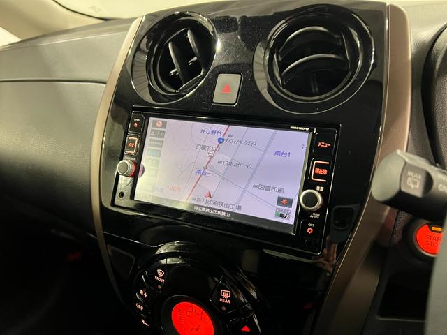 ノートe−パワー メダリスト 車検整備付/走行36285キロ/ナビ1年保証距離無制限 走行距離36285キロ フルセグナビ バックカメラ ブルートゥース ドラレコ 純正マット 助手席エアバッグ LEDヘッドランプ 電動格納式ドアミラー(埼玉県)の中古車
