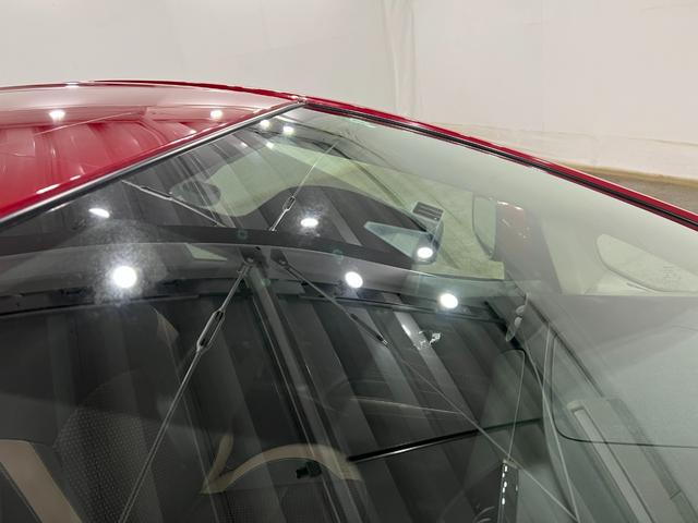 ノートe−パワー メダリスト 車検整備付/走行36285キロ/ナビ1年保証距離無制限 走行距離36285キロ フルセグナビ バックカメラ ブルートゥース ドラレコ 純正マット 助手席エアバッグ LEDヘッドランプ 電動格納式ドアミラー(埼玉県)の中古車