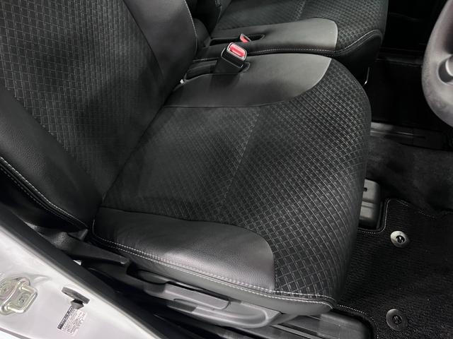 タントカスタムＸスタイルセレクション　純正ナビ　ドラレコ　Ｂカメラ純正７インチフルセグナビ　ドラレコ　バックカメラ　サイドエアバック　クリアランスソナー　　オートライト　ＬＥＤヘッドライト　ベンチシート　シートヒーター　両側電動スライドドア　１年保証・走行距離無制限（埼玉県）の中古車