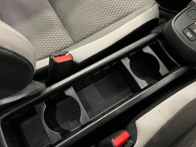 フィットe:HEVネス 走行106510キロ/ナビ/バックカメラ一年保証・走行距離無制限 フルセグナビ Bluetooth バックカメラ ドラレコ ETC サイドエアバック オートライト LEDヘッドライト(埼玉県)の中古車